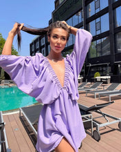 Cargar imagen en el visor de la galería, Deep V Neck Long Sleeve Mini Dress