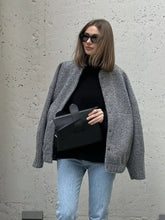 Cargar imagen en el visor de la galería, Women 15 Colors Oversized Standard Collar Casual Jacket