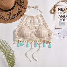 Laden Sie das Bild in den Galerie-Viewer, Tassel Crochet Crop Top