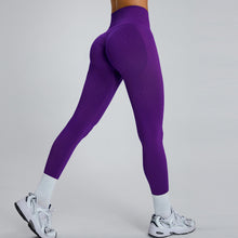 Laden Sie das Bild in den Galerie-Viewer, Seamless Gym Pants High Waist Hip Hugger Outdoor Sporty Quick Dry Yoga Pants