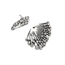 Загрузить изображение в средство просмотра галереи, Crystal Sweetheart Pendant Asymmetrical Leaves Ear-hook Stud Earrings