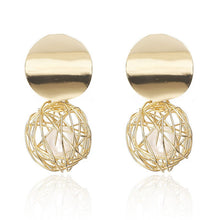 Cargar imagen en el visor de la galería, Cool Vintage Metal Geommetrical Big Circle Stud Earrings
