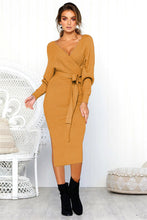 Cargar imagen en el visor de la galería, 5-color Sexy V Neck Long Sleeve Knitwear Dress with Belt