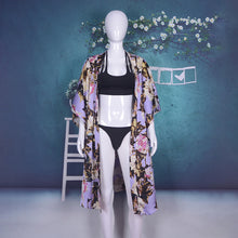 Laden Sie das Bild in den Galerie-Viewer, Long Printed Floral Dot Quarter Sleeve Loose Kimono Beachwear Cover Up