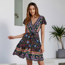 Charger l'image dans la galerie, short sleeve sexy V-neck bohemian floral dress