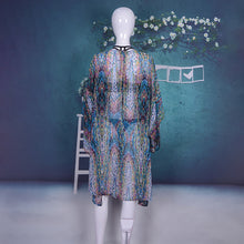 Laden Sie das Bild in den Galerie-Viewer, Long Printed Floral Dot Quarter Sleeve Loose Kimono Beachwear Cover Up