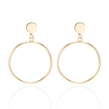 Cargar imagen en el visor de la galería, Cool Vintage Metal Geommetrical Big Circle Stud Earrings