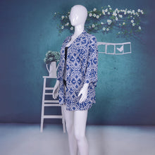 Cargar imagen en el visor de la galería, Printed Geometric Tie Dye Three Quarter Sleeve Loose Kimono Beachwear Bikini Cover Up