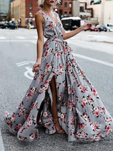 Carica l'immagine nel visualizzatore di Gallery, abito lungo senza maniche floreale con spacco boho fluido