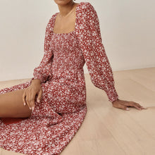 Carica l'immagine nel visualizzatore di Gallery, Abito casual midi a maniche lunghe con scollo quadrato floreale