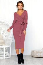 Cargar imagen en el visor de la galería, 5-color Sexy V Neck Long Sleeve Knitwear Dress with Belt