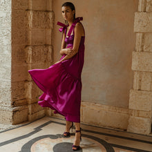 Carica l'immagine nel visualizzatore di Gallery, Abito bohémien asimmetrico con volant e cinturino a fiocco