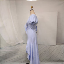 Carica l'immagine nel visualizzatore di Gallery, abito lungo a quadri con scollo a V profondo, manica a lanterna e fiocco sulla schiena