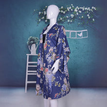 Laden Sie das Bild in den Galerie-Viewer, Long Printed Floral Dot Quarter Sleeve Loose Kimono Beachwear Cover Up