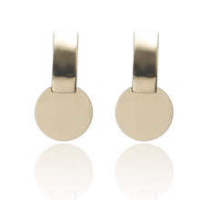 Cargar imagen en el visor de la galería, Cool Vintage Metal Geommetrical Big Circle Stud Earrings