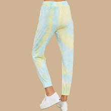 Laden Sie das Bild in den Galerie-Viewer, 2020 Amazon Hot Sale Factory Wholesale Tie Die Printed Casual Sweatsuits Sports Gym Sweatshirt and Sweatpants