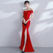Cargar imagen en el visor de la galería, off shoulder side split party bridesmaid wear long simple lady gown korean evening dress