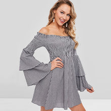Carica l'immagine nel visualizzatore di Gallery, Dolce mini abito casual a quadri con spalle scoperte, manica a campana elasticizzata a due strati