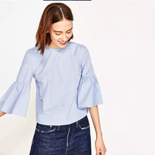 Laden Sie das Bild in den Galerie-Viewer, 3/4 Flare Sleeve Pearl Striped Blouse