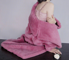 Load image into Gallery viewer, women long faux fur warm overcoat