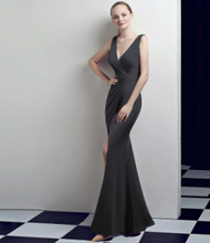 Cargar imagen en el visor de la galería, sexy V neck long mermaid sequin evening dress