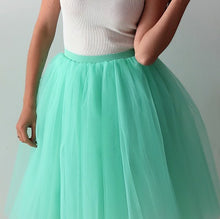 Charger l'image dans la galerie, High Waist Pleated Tulle Skirt Adult Tutu Short Puffy Skirts