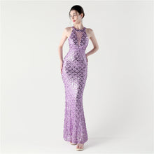 Cargar imagen en el visor de la galería, Halter Neck Sequin Evening Dress
