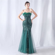 Load image into Gallery viewer, Ostrich Feather Positional Pattern Strapless Sequin Tulle Evening Dress
