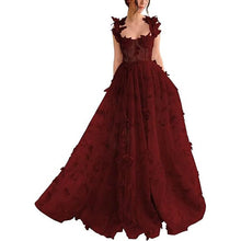Load image into Gallery viewer, Elegant 3D Embroidery Butterfly Lace Tulle Evening Dress
