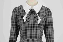 Load image into Gallery viewer, Vintage England Style Plaid Contrast Shirt Collar Bow Tie Long Sleeve Flare Midi Dress
