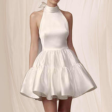 Cargar imagen en el visor de la galería, Satin Backless Short A Line Birthday Party Dress
