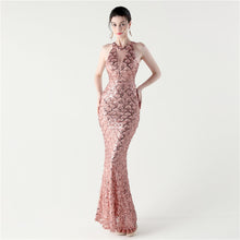 Cargar imagen en el visor de la galería, Halter Neck Sequin Evening Dress
