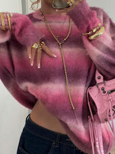 画像をギャラリービューアに読み込む, Spliced Stripe Pink Sweater
