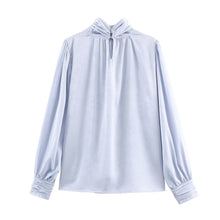 Cargar imagen en el visor de la galería, Jacquard Satin Silky Bow Tie Collar Blouse
