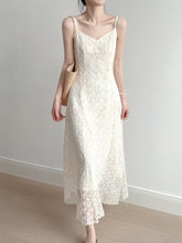画像をギャラリービューアに読み込む, French Style Spaghetti Embroidered Lace Midi Dress

