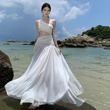 Загрузить изображение в средство просмотра галереи, White Holiday Dress One Shoulder Cutout Waist Maxi Flare Fairy Dress
