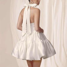 Cargar imagen en el visor de la galería, Satin Backless Short A Line Birthday Party Dress
