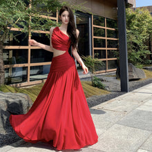Загрузить изображение в средство просмотра галереи, White Holiday Dress One Shoulder Cutout Waist Maxi Flare Fairy Dress
