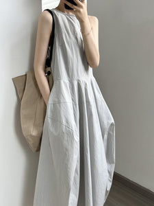Sleeveless Bud Flared Midi Dress
