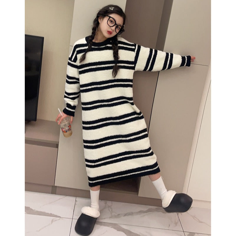 Girl's Cozy Oversized Stripe Winter Loungewear