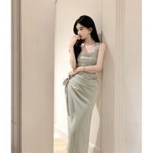 Load image into Gallery viewer, Spagetti Square Neck Ruched Midi Dress
