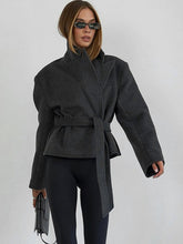 Load image into Gallery viewer, Short Tailored Collar Woolen
