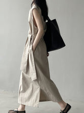 画像をギャラリービューアに読み込む, Belted Sleeveless A Line Tea Dress
