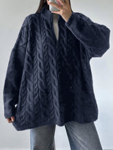 画像をギャラリービューアに読み込む, Zip Collar Cable Pattern Oversized Sweater
