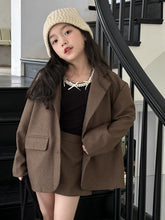 Cargar imagen en el visor de la galería, Girl&#39;s Oversized Blazer+Skort Two Piece Set
