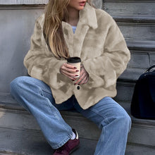 Load image into Gallery viewer, Short Faux Fur Coat
