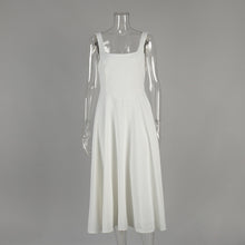 Charger l&#39;image dans la galerie, Sleeveless Square Neck Flare Midi Dress
