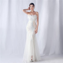 Load image into Gallery viewer, Ostrich Feather Positional Pattern Strapless Sequin Tulle Evening Dress
