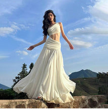 Загрузить изображение в средство просмотра галереи, White Holiday Dress One Shoulder Cutout Waist Maxi Flare Fairy Dress
