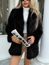 Load image into Gallery viewer, Elegant Fashion Lapel Faux Fur Short Coat
